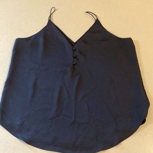Express tank with faux buttons